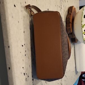 Elegant Brown Toiletry Bag for Men